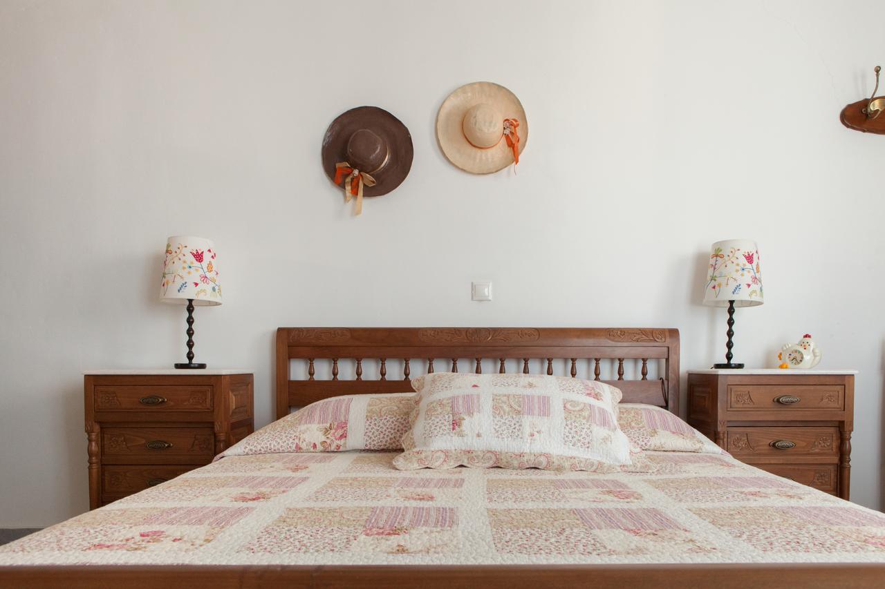 Ergina Summer Resort Antiparos Bagian luar foto