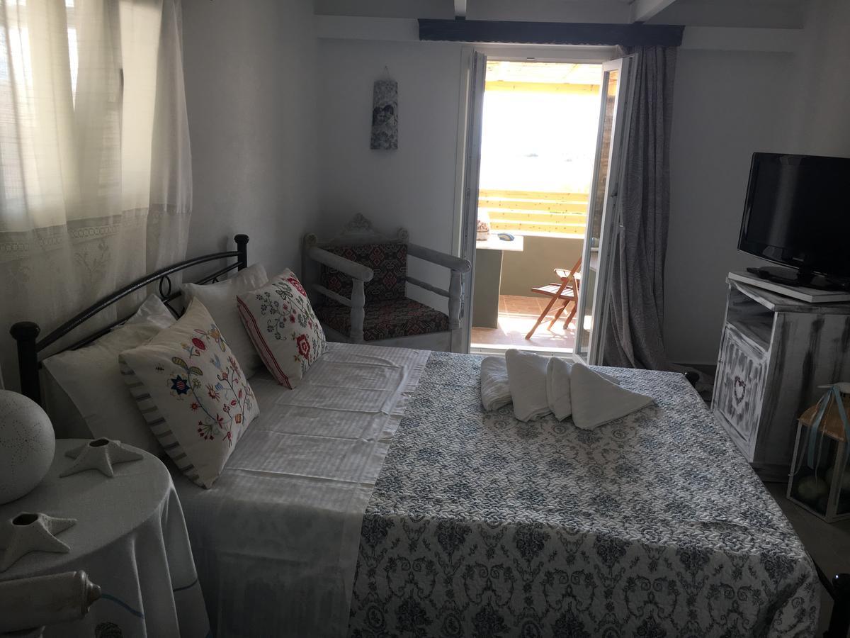 Ergina Summer Resort Antiparos Bagian luar foto