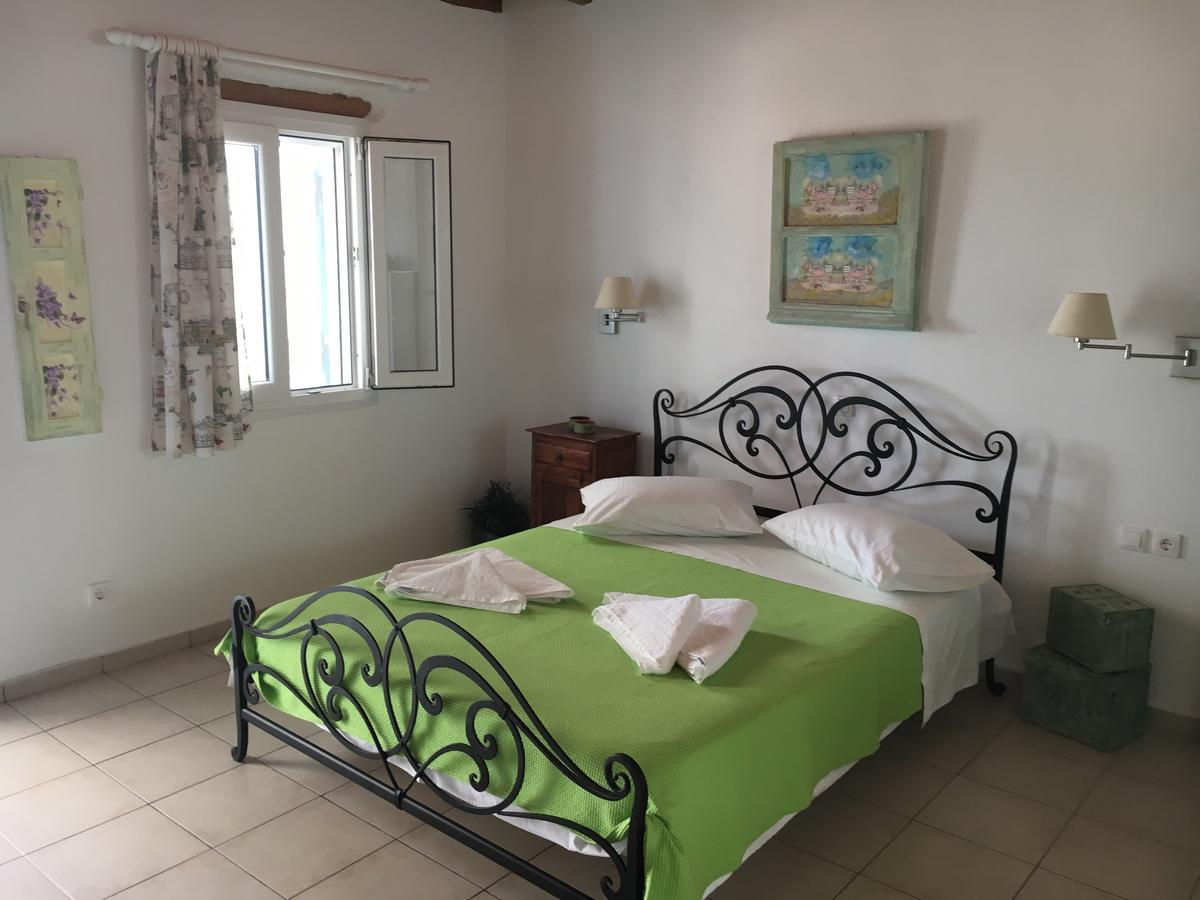 Ergina Summer Resort Antiparos Bagian luar foto